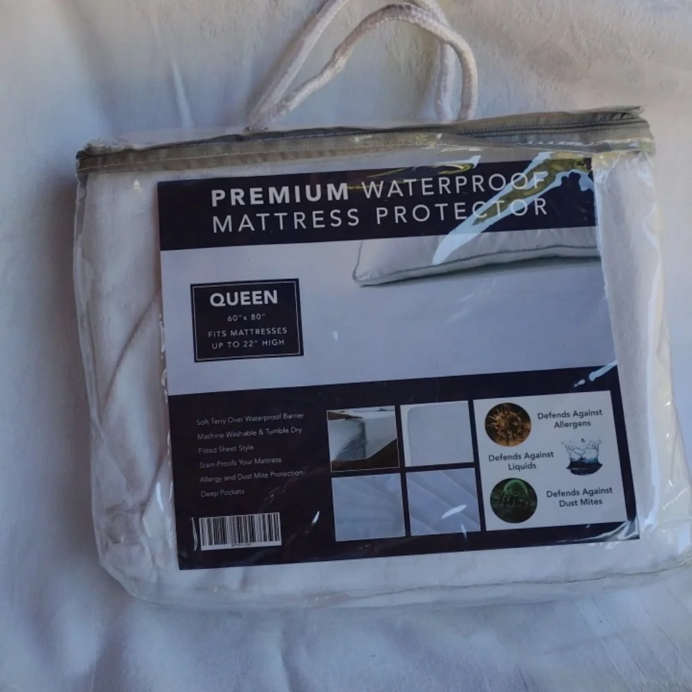 NEW PREMIUM WATERPROOF MATTRESS PROTECTOR- QUEEN SIZE